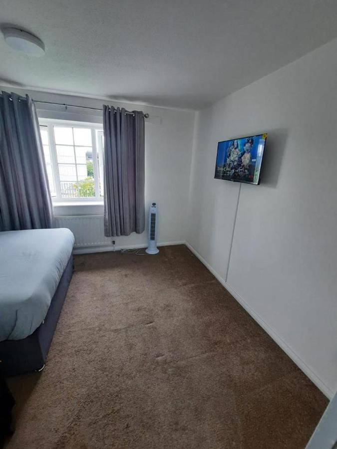 Two Bedroom Luxury House Thamesmead  Exterior foto