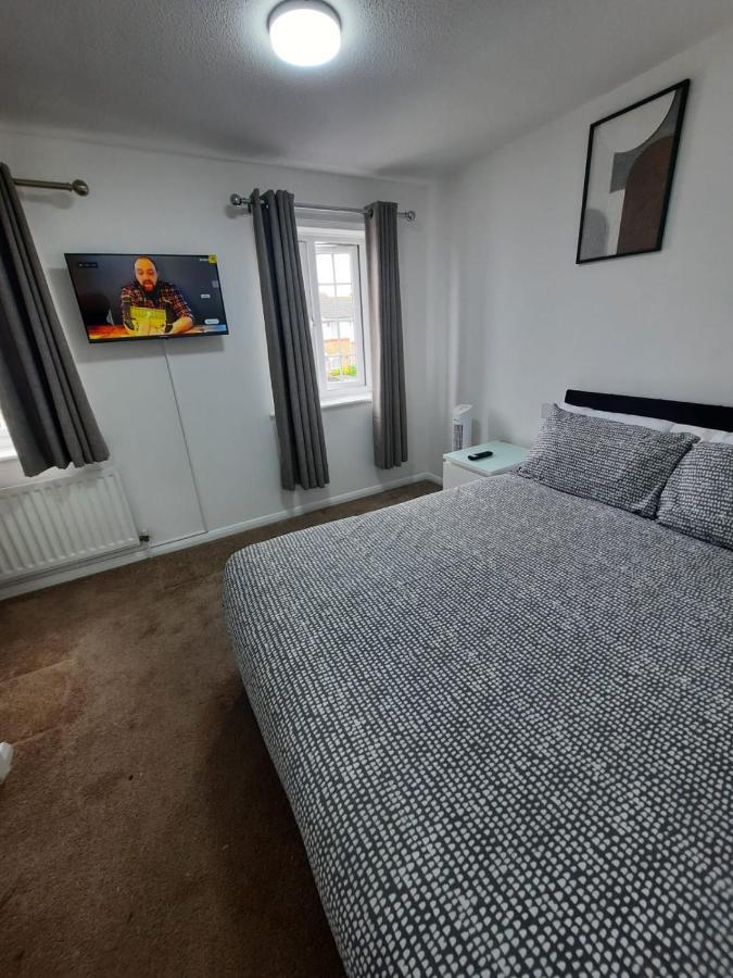 Two Bedroom Luxury House Thamesmead  Exterior foto